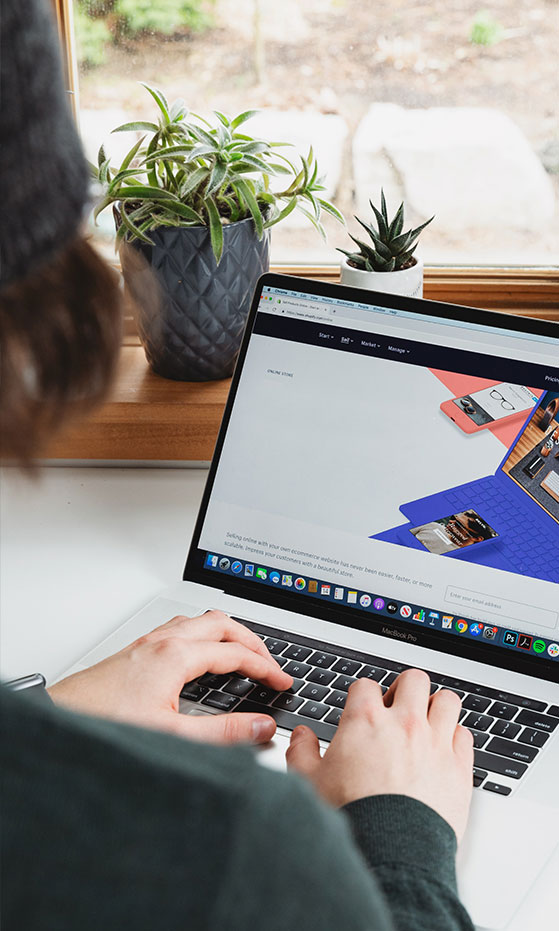 underline-ecommerce Web Development For Fashion Designers London